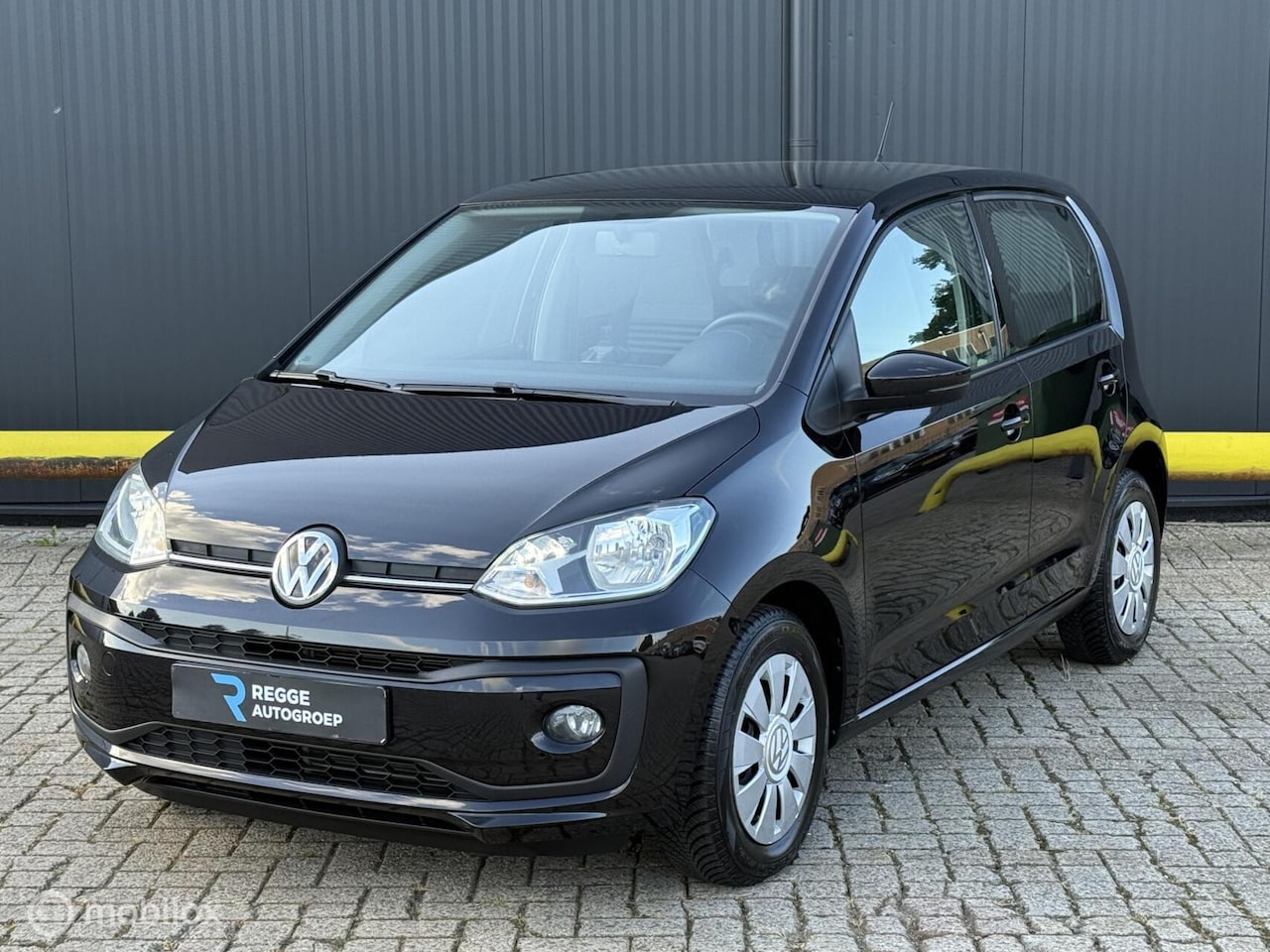 Volkswagen Up! - 1.0 BMT high up! AIRCO | NIEUWSTAAT - AutoWereld.nl
