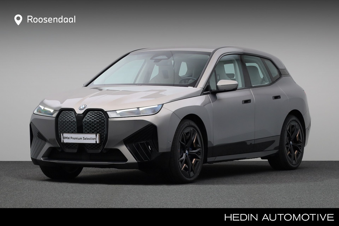 BMW iX - xDrive40 Executive 77 kWh | Adaptief onderstel met luchtvering | 22" | Parking Assistant | - AutoWereld.nl