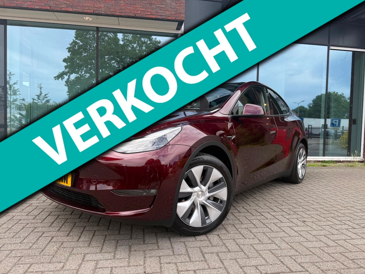 Tesla Model Y - Long Range AWD 75 kWh - Automaat - Leder - Trekhaak - Org.NL - AutoWereld.nl