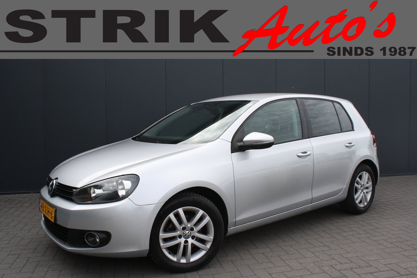Volkswagen Golf - 1.6 TDI Highline BlueMotion - NAVIGATIE - CLIMATE CONTROL - EURO 5 - AutoWereld.nl