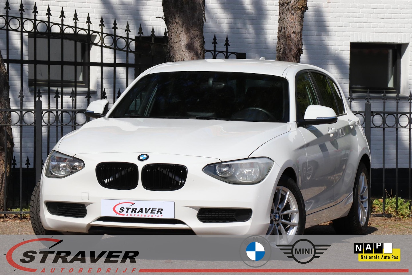 BMW 1-serie - 116i |M-Sport interieur |Voorstoelen verwarmd - AutoWereld.nl