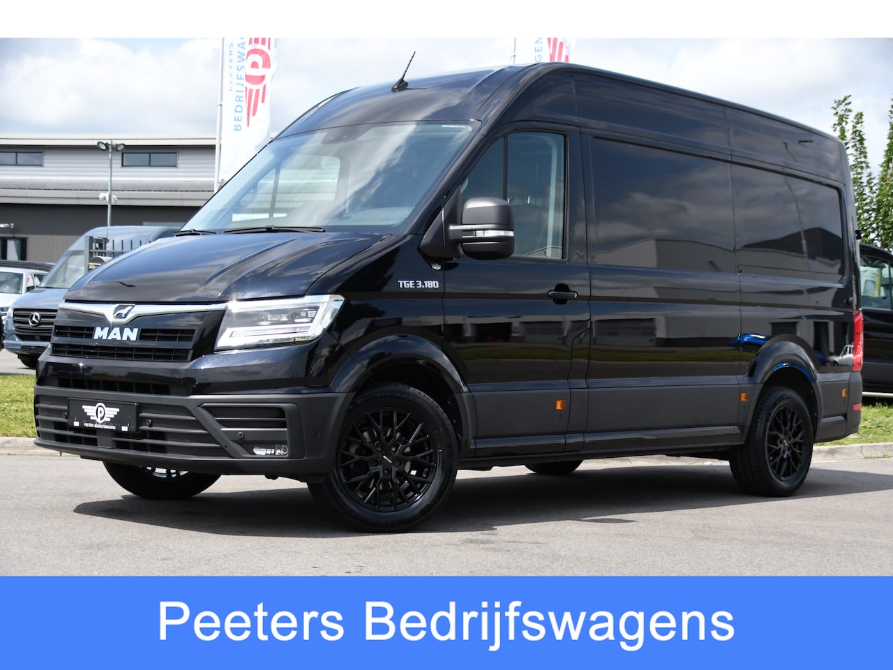 MAN TGE - 3.180 35 2.0 L3H3 Black Edition Adaptieve Cruise, Camera, Carplay, LED, Stoelverwarming, M - AutoWereld.nl
