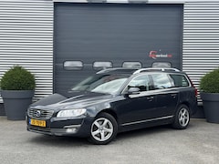 Volvo V70 - 2.0 D3 Polar+ | Panoramadak | Navigatie | Lederen Bekleding | Elektrische Achterklep |