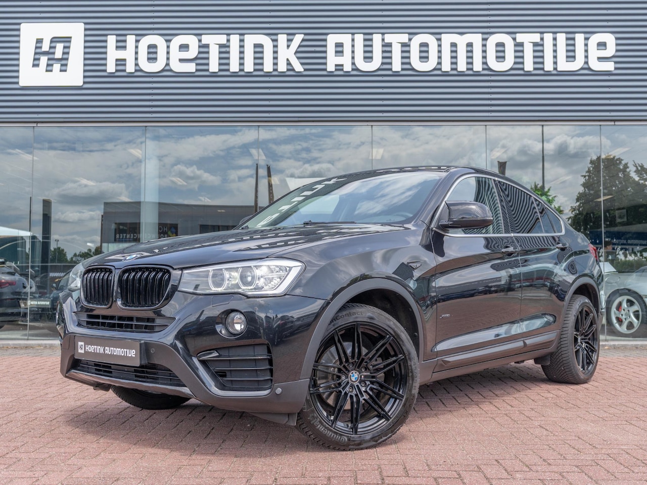 BMW X4 - xDrive20i Executive | Camera | NAP | Volledig onderhouden - AutoWereld.nl