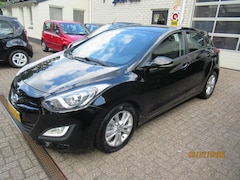 Hyundai i30 - 1.4i i-Motion Business