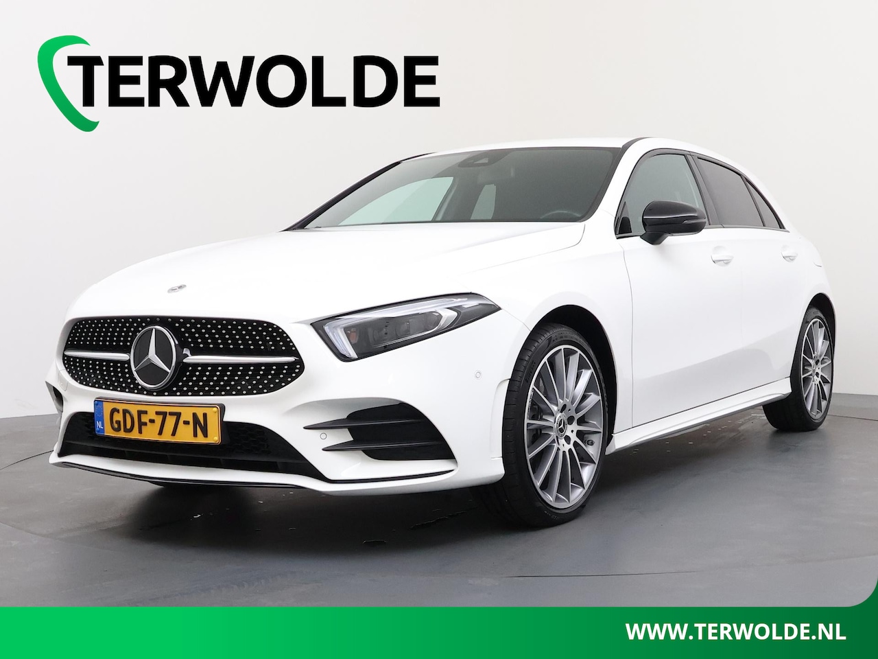 Mercedes-Benz A-klasse - 250 e AMG Line | 19" multispaaks velgen | Multibeam LED | - AutoWereld.nl