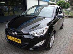 Hyundai i20 - 1200i 16V 5 DEURS AIRCO