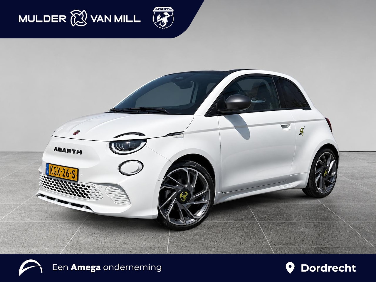 Abarth 500e - Turismo Cabrio EV 42kWh 155pk | APPLE CARPLAY / ANDROID AUTO | STOELVERW. | CAMERA | ALCAN - AutoWereld.nl