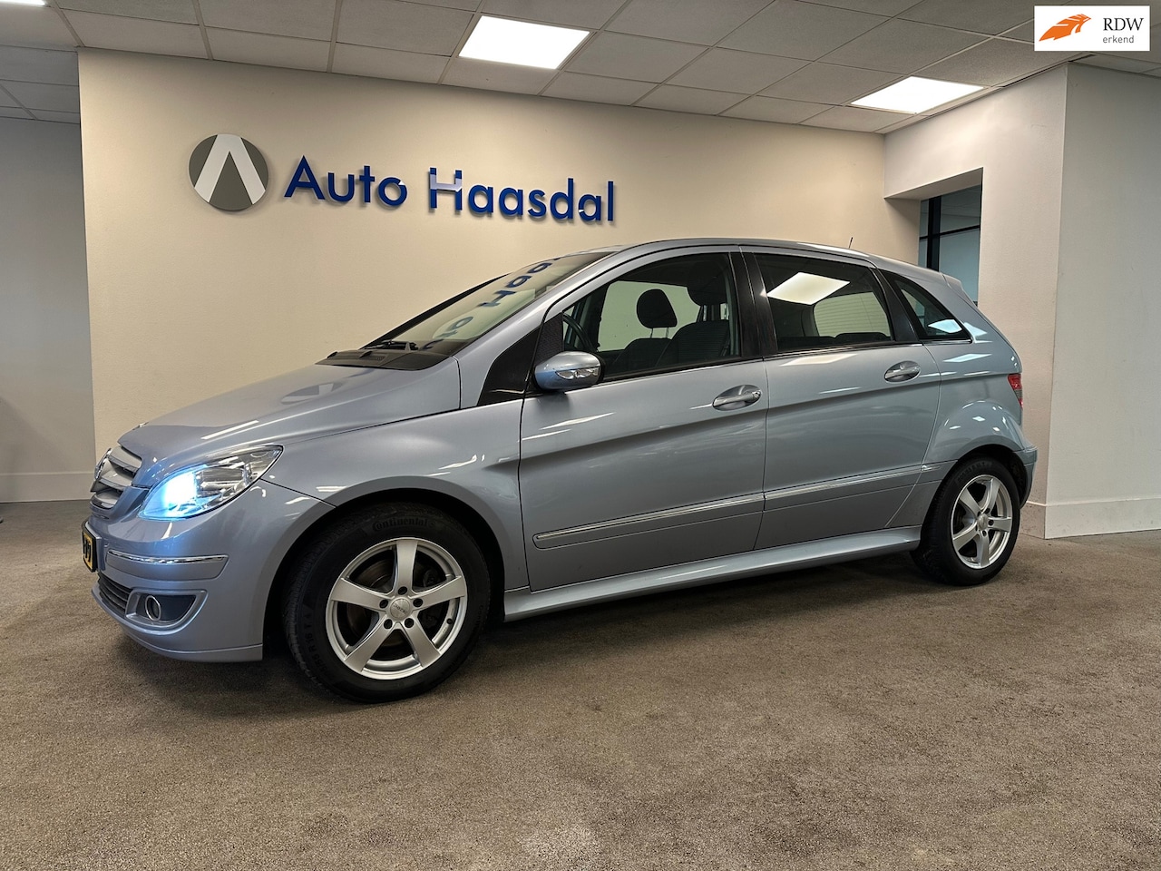 Mercedes-Benz B-klasse - 200|AUTOMAAT|TREKHAAK|VEEL OPTIES - AutoWereld.nl