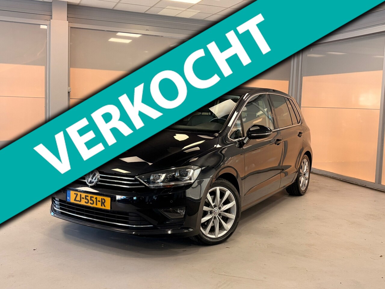 Volkswagen Golf Sportsvan - 1.4 TSI Highline | BI-XENON | CLIMA | NAVI | CRUISE | STOELVERWARMING | - AutoWereld.nl
