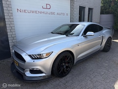 Ford Mustang - USA 3.7 V6, full option
