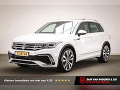 Volkswagen Tiguan - 1.5 TSI R-Line Business | IQ LIGHT | PANORAMADAK | SFEERVERLICHTING | DAB | APP CONNECT |
