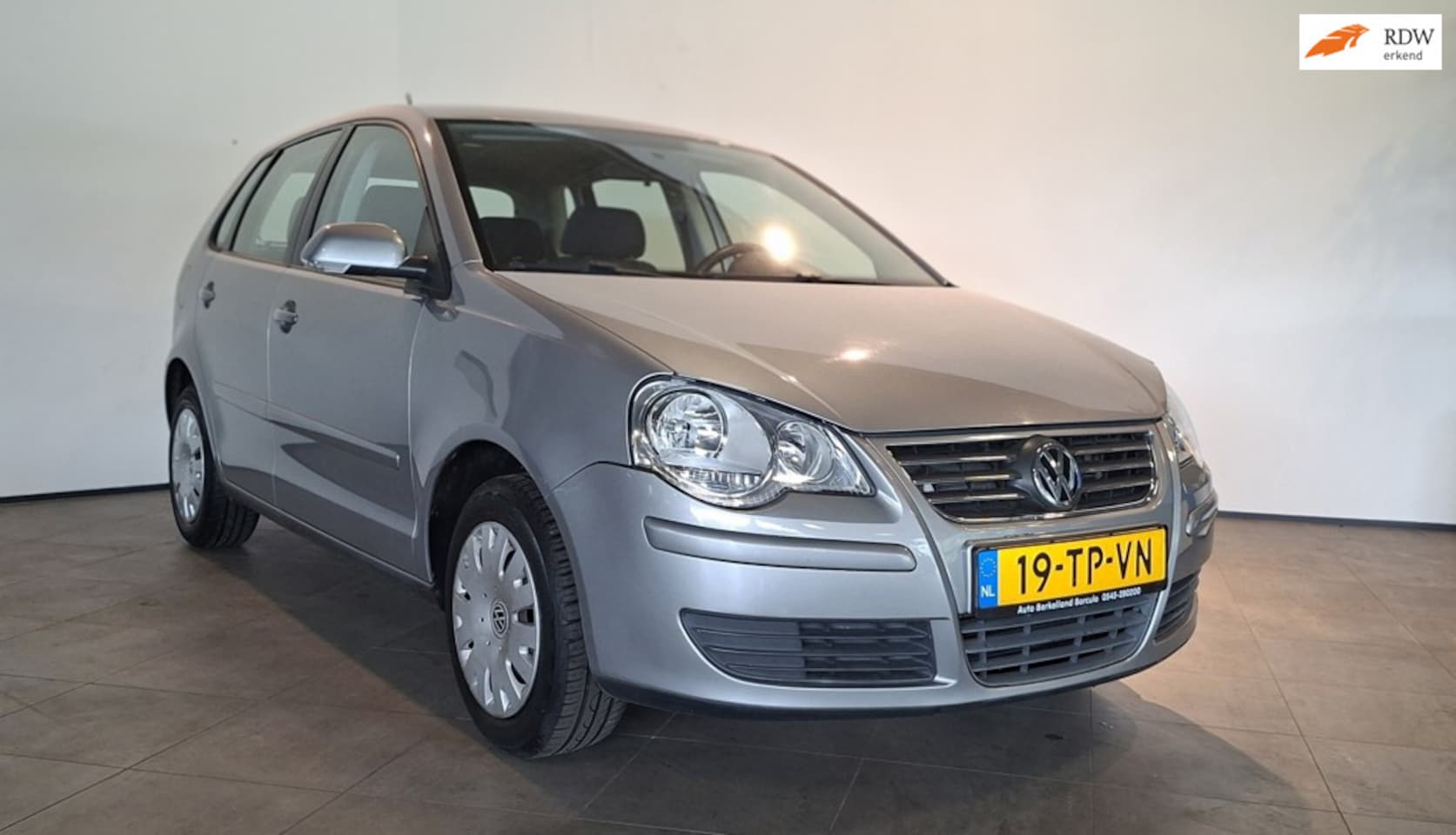 Volkswagen Polo - 1.4-16V Optive 5-Drs Airco / trekhaak - AutoWereld.nl