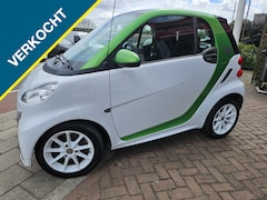 Smart Fortwo coupé - Electric drive|Airco|Navi|Panodak