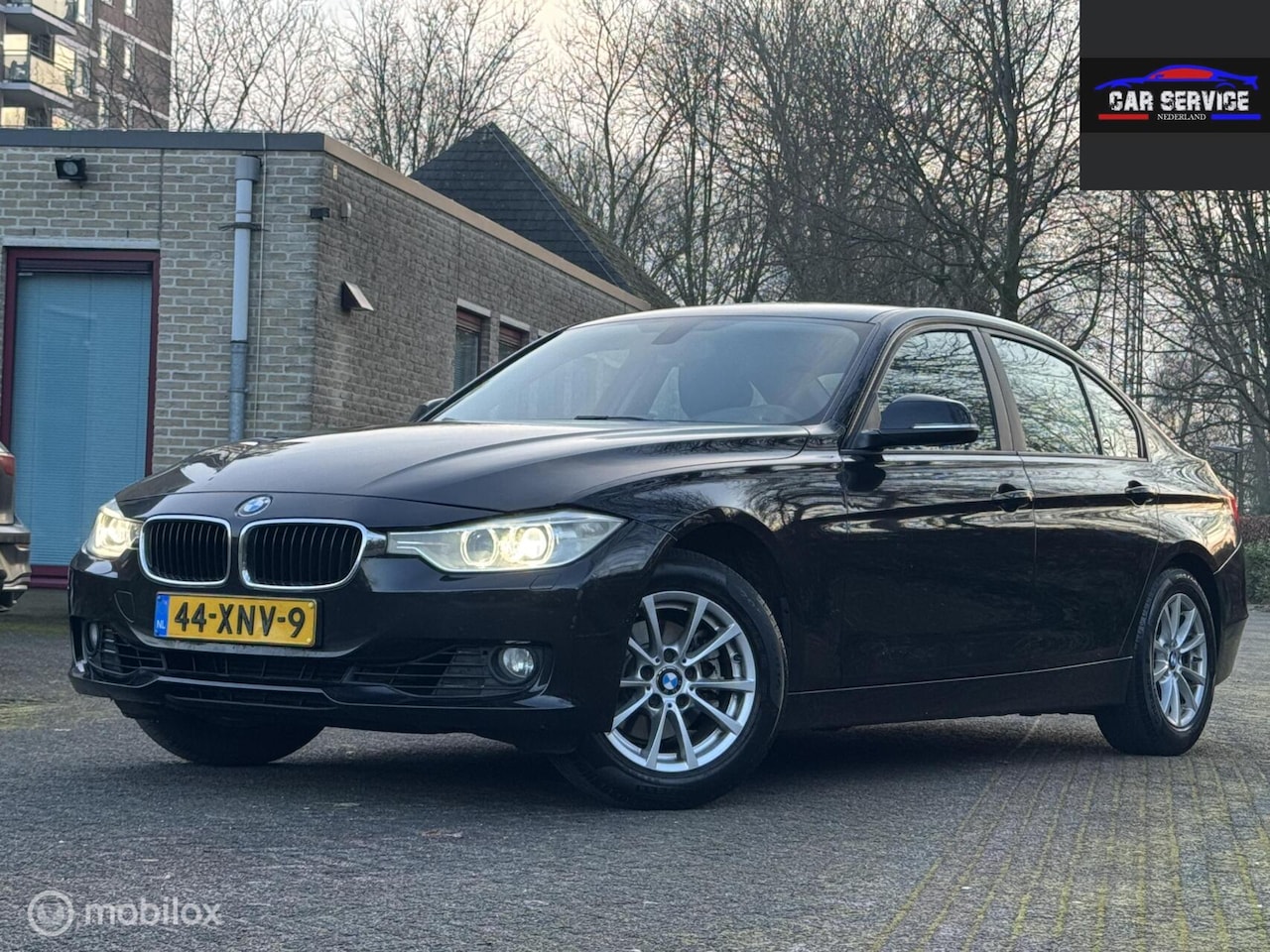 BMW 3-serie - 320i High executive/NAP/APK/LMV/PDC/NAVI - AutoWereld.nl