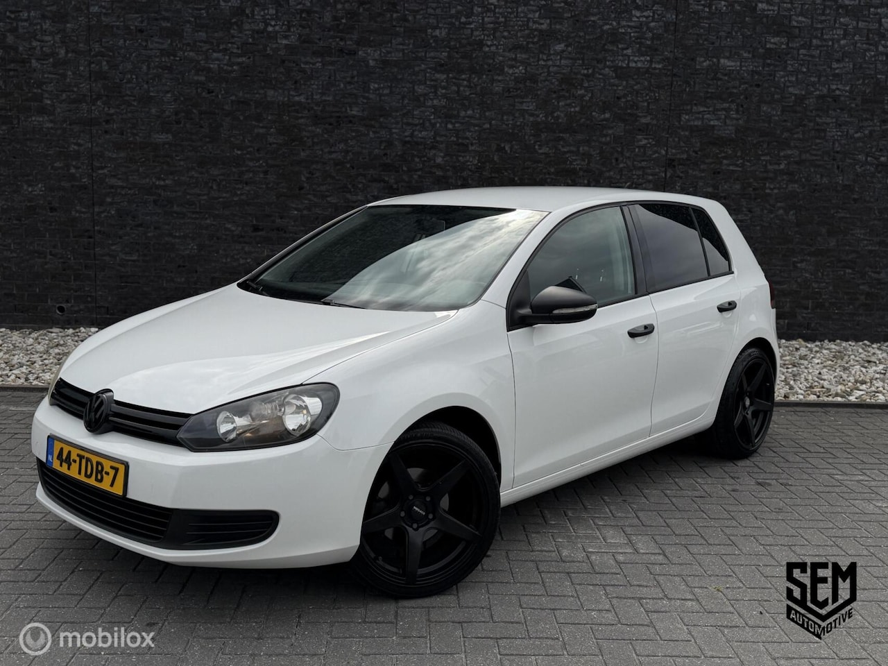 Volkswagen Golf - 1.2 TSI Trendline 1.2 TSI Trendline - AutoWereld.nl