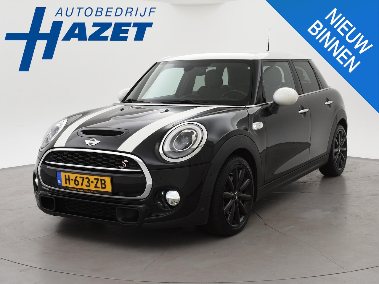 MINI 5-Deurs - Cooper S 2.0 192 PK + LED | STOELVERWARMING | BREEDBEELD NAVI | SFEERVERLICHTING - AutoWereld.nl