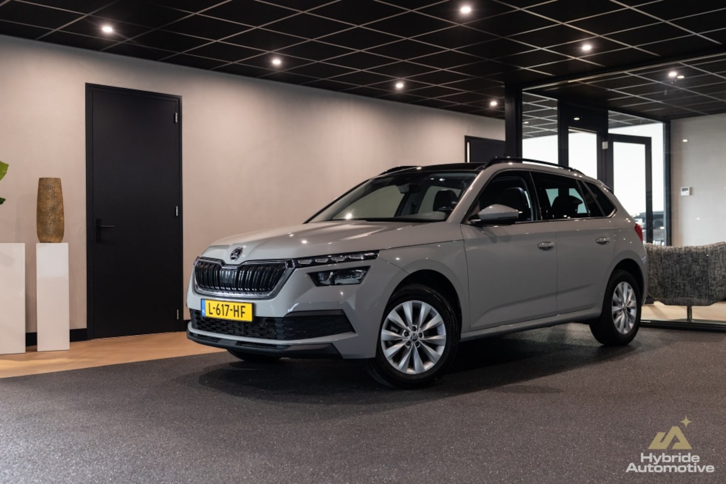 Skoda Kamiq - 1.0 TSI Bns Edition | Pano | Leder | Trekhaak | - AutoWereld.nl