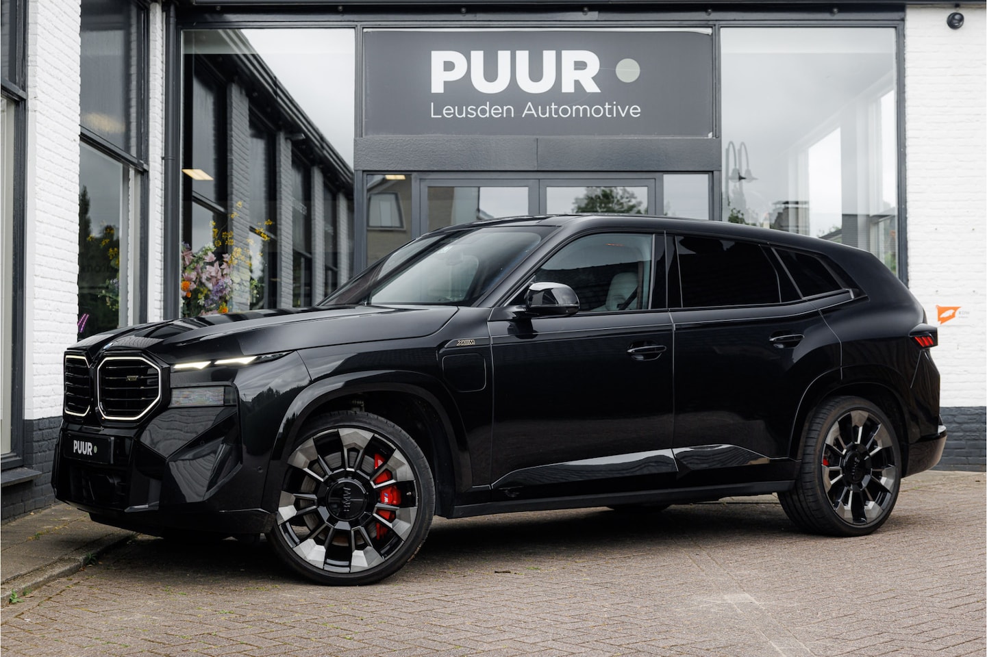 BMW XM - 4.4 V8 30 kWh Bowers & Wilkins - Massage - Trekhaak - AutoWereld.nl