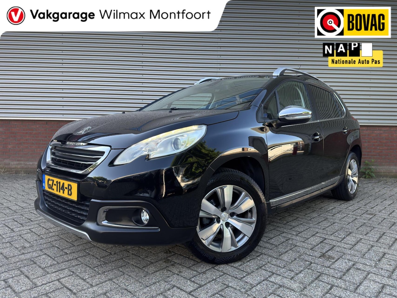 Peugeot 2008 - 1.2 PureTech Allure|PANO|Navi|Cruise|Bluetooth|Parkeersensoren achter| - AutoWereld.nl