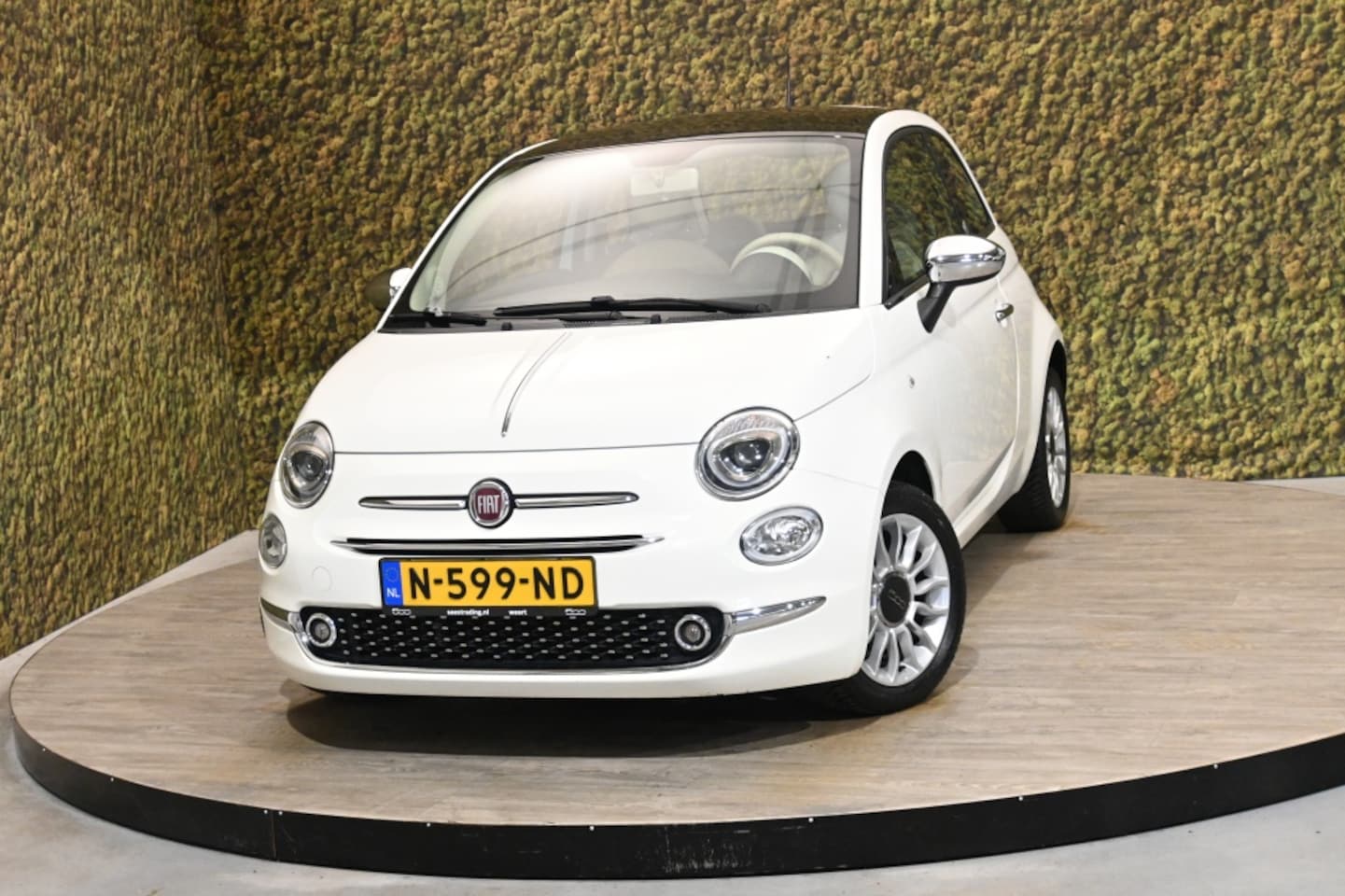 Fiat 500 - 1.2 Lounge | Schuif/kanteldak | Airco | PDC - AutoWereld.nl