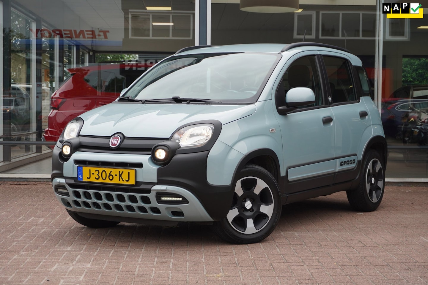 Fiat Panda - 1.0 Hybrid Launch Edition Handgeschakeld | Airco | Navigatie | Vol opties | Dealerauto | I - AutoWereld.nl