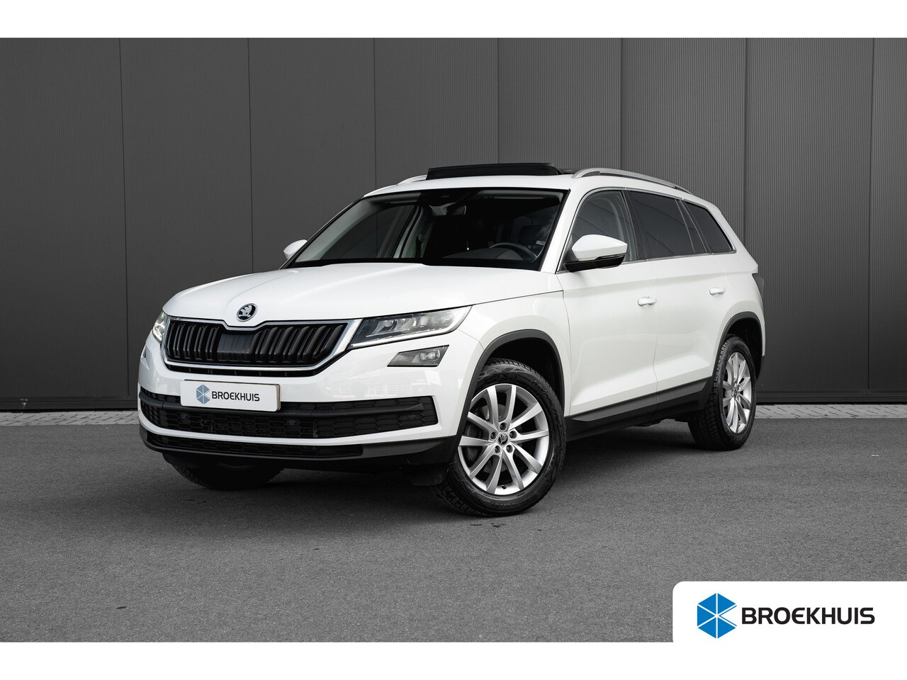 Skoda Kodiaq - 1.5 TSI 150 PK Limited Business Edition 7p. Panoramadak | Trekhaak | Achteruitrijcamera | - AutoWereld.nl