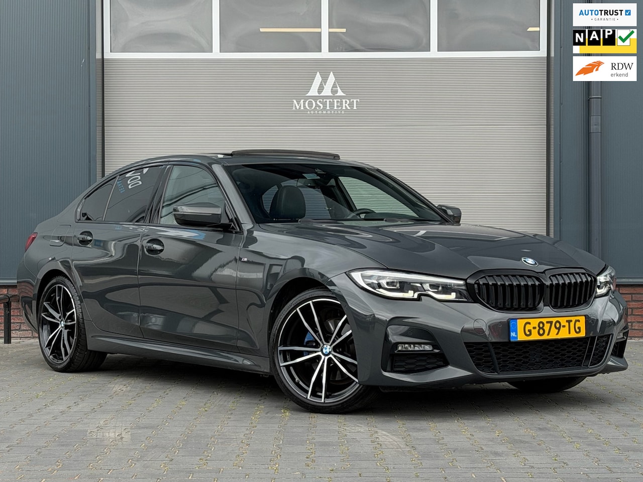 BMW 3-serie - 320i/184pk High Executive Edition|2019|NAP|M sport|Dravitgrau|Pano|Stuurverw.|Leder|Camera - AutoWereld.nl