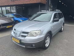 Mitsubishi Outlander Sport - 2.0 Invite+ AIRCO TREKHAAK LMV APK 2027 ORIG NL NAP