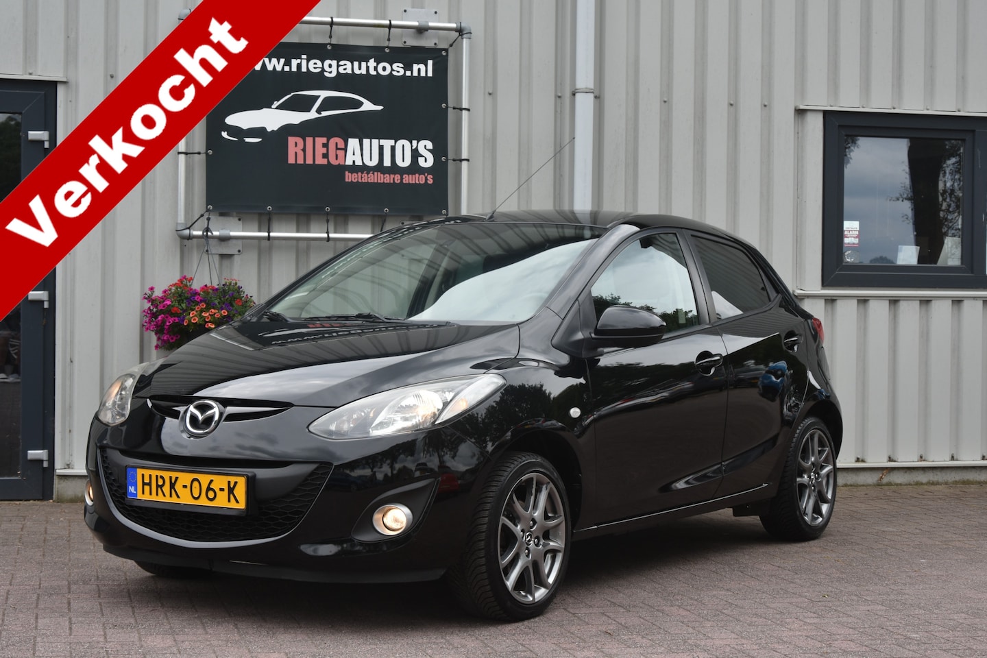 Mazda 2 - 1.3 TS Plus. Airco, all Season banden, LMV!! - AutoWereld.nl