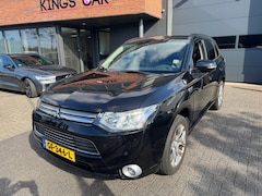 Mitsubishi Outlander - 2.0 PHEV Business XENON CAMERA CRUISE TREKHAAK ORIG NL NAP