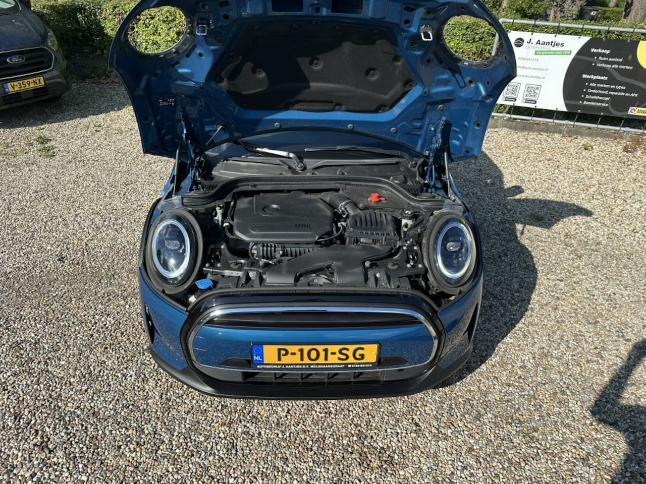 MINI 5-Deurs - 1.5 5-Drs Bns Ed. Leder/H&K Audio