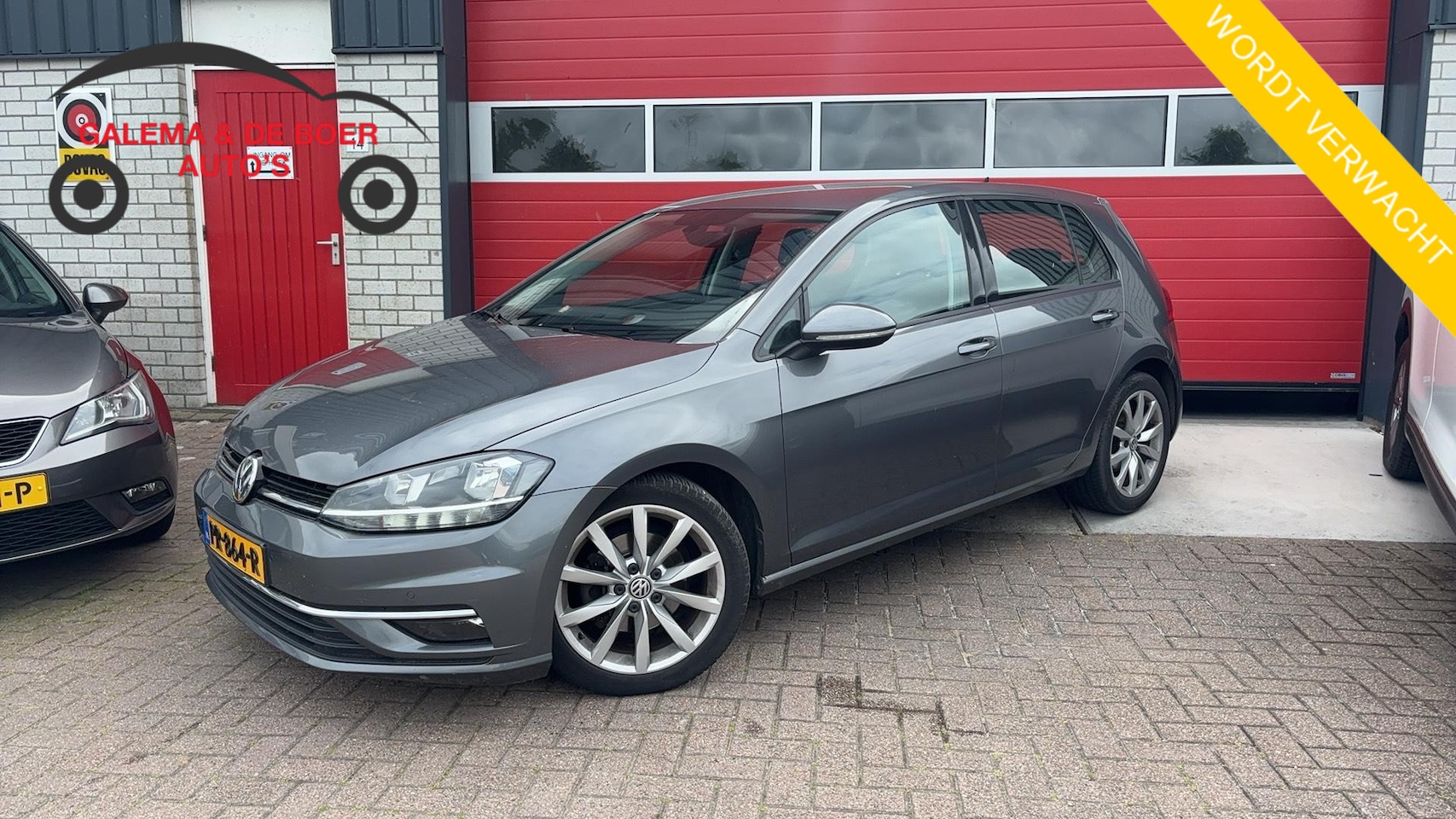 Volkswagen Golf - 1.4 TSI Comfortline Business NWE D-RIEM / TREKHAAK / CARPLAY / STOELVERW / NAVI / CLIMA / - AutoWereld.nl