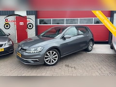 Volkswagen Golf - 1.4 TSI Comfortline Business NWE D-RIEM / TREKHAAK / CARPLAY / STOELVERW / NAVI / CLIMA /