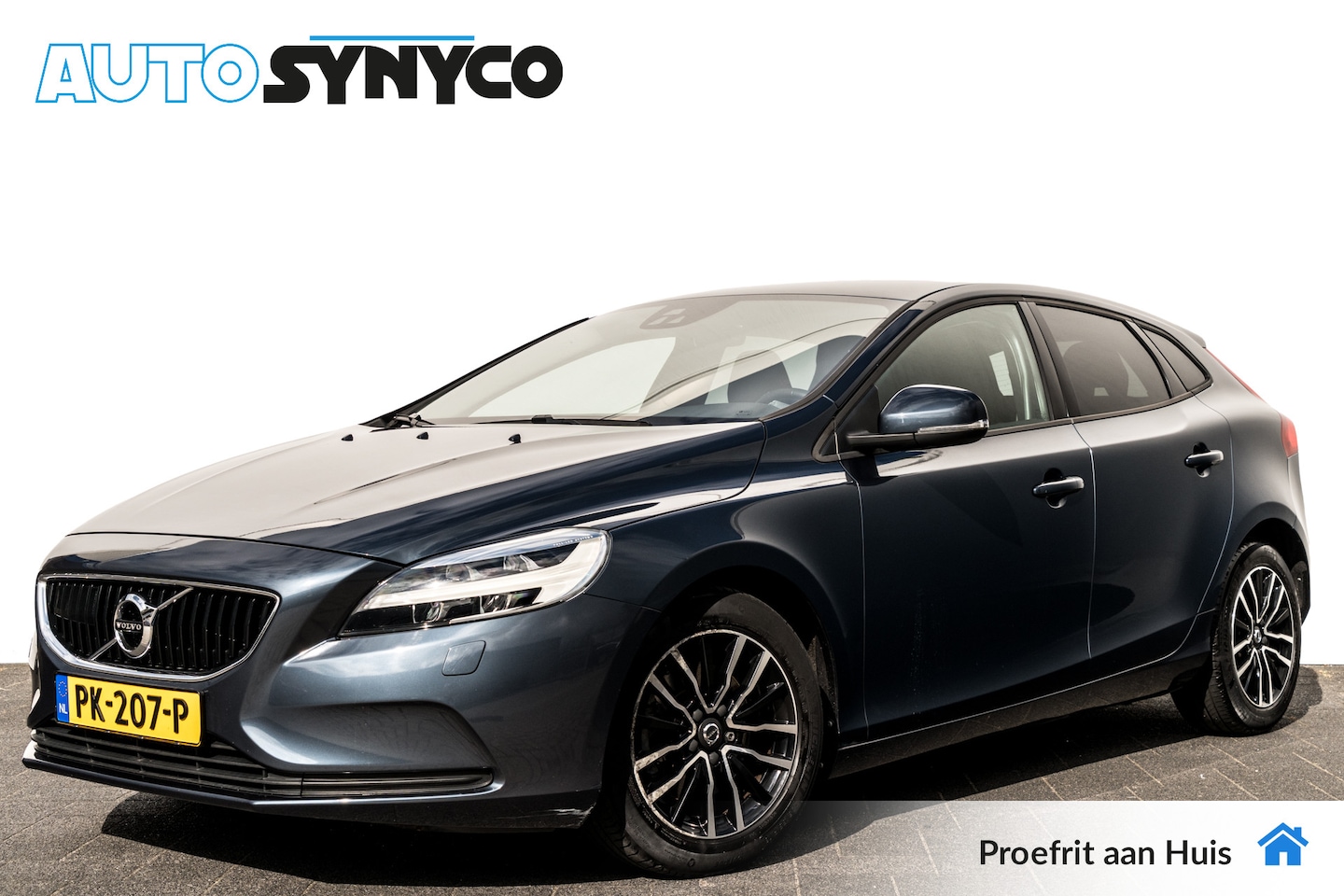 Volvo V40 - 2.0 T2 Nordic+ | Adap. Cruise | Trekhaak | PDC | Volvo On Call | Org. NL | 1e Eigenaar - AutoWereld.nl