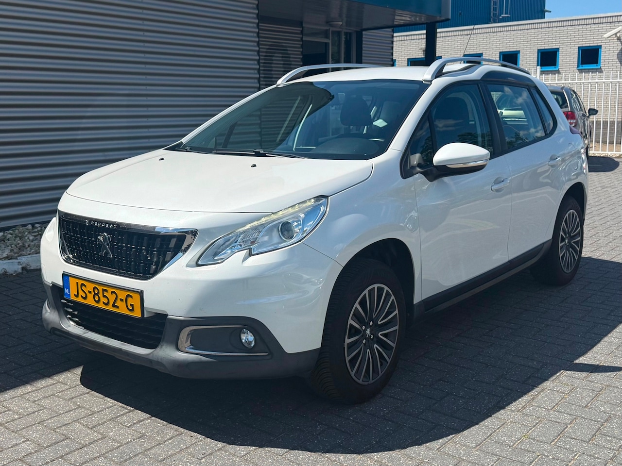 Peugeot 2008 - 1.2 PureTech Active 1.2 PureTech Active - AutoWereld.nl