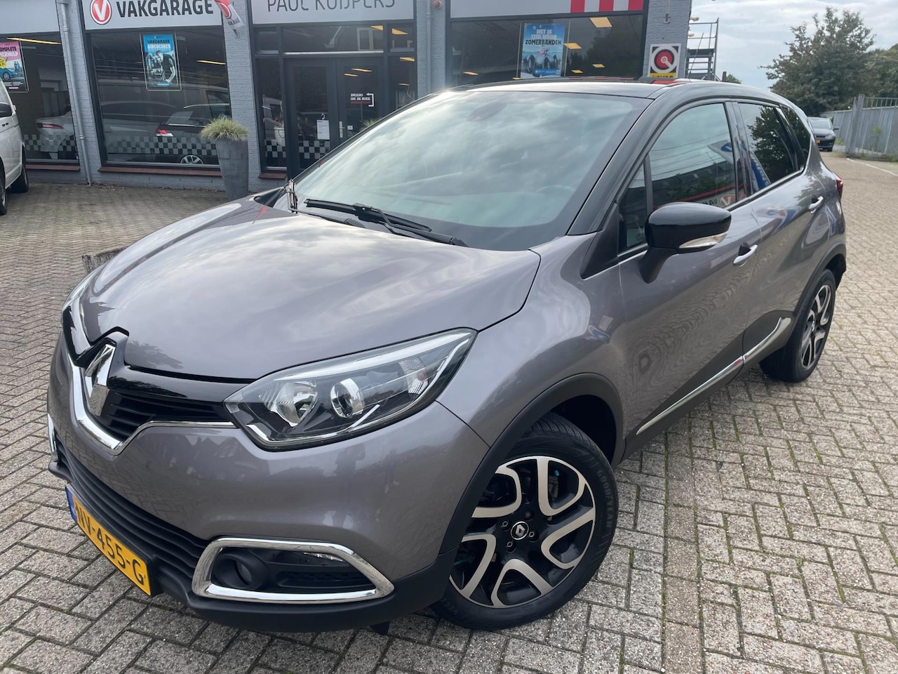 Renault Captur - 1.2 TCe Automaat Dynamique *trekhaak + pdc + camera + stoelverwarming* - AutoWereld.nl