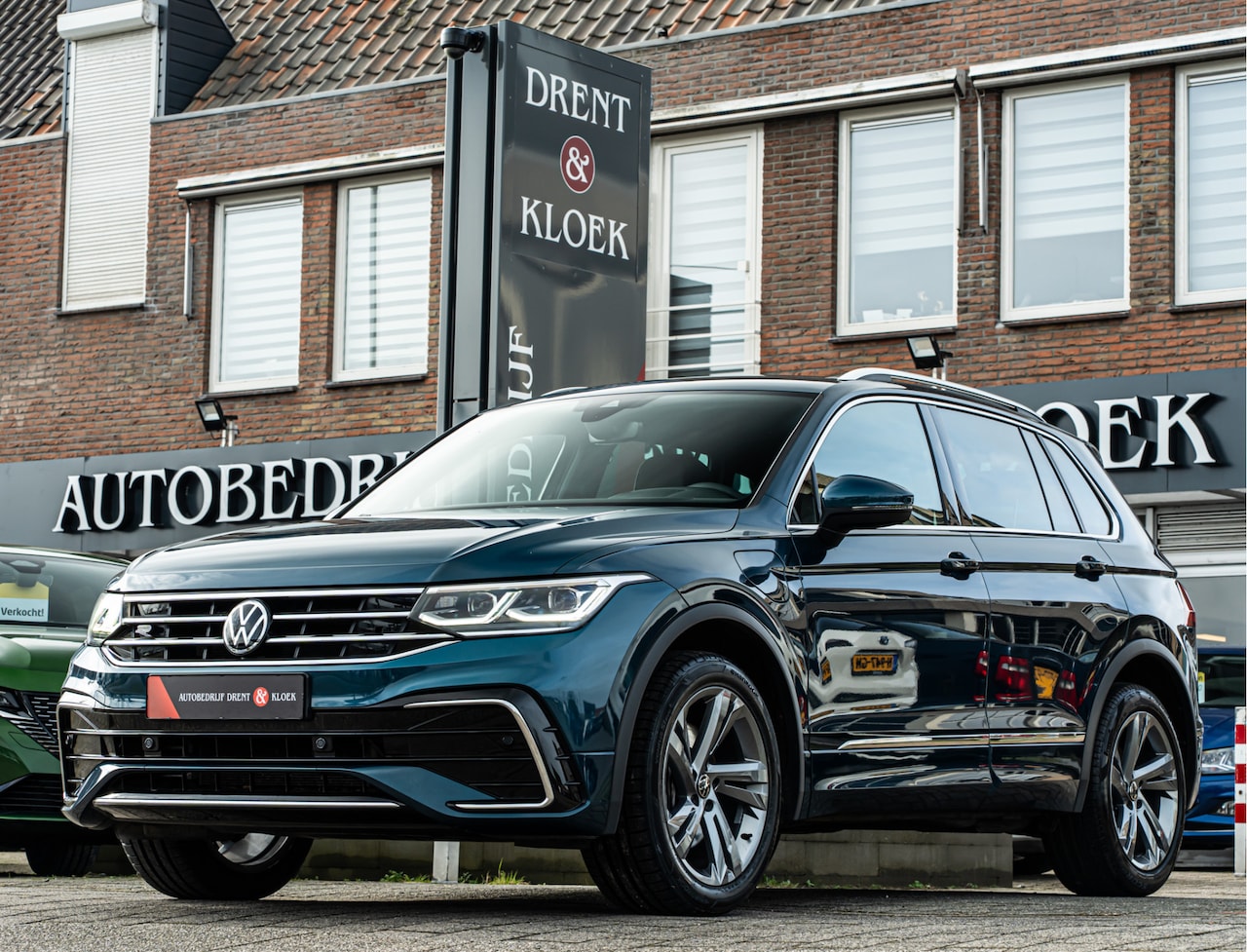 Volkswagen Tiguan - 1.4 TSI eHybrid R-Line Business+ 19 INCH CAMERA HUD IQ LIGHT ELEK TREKHAAK - AutoWereld.nl
