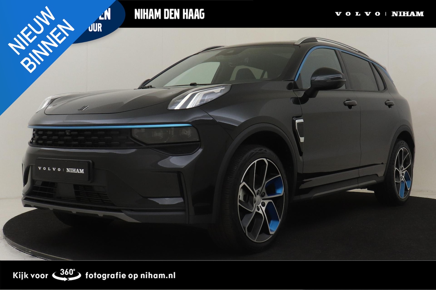 Lynk & Co 01 - 1.5 PHEV -PANO.DAK|ELEK.STOEL|HARMAN.INFINITY|360°CAM|CARPLAY|ZWARTE-HEMEL|20" - AutoWereld.nl