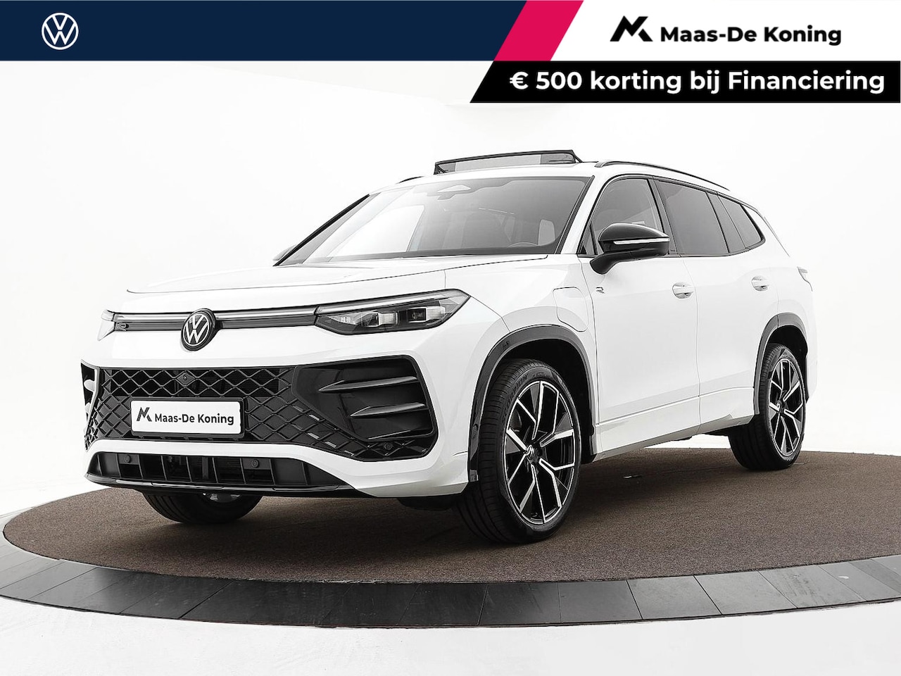 Volkswagen Tayron - 1.5 eTSI 204pk DSG R-Line Edition · Panoramadak · 360 Camera · Inklap. Trekhaak · Massages - AutoWereld.nl