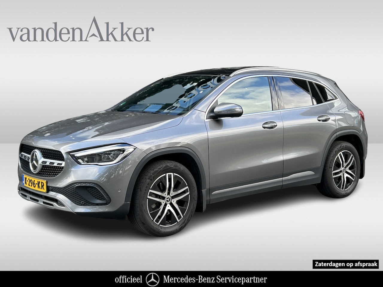Mercedes-Benz GLA-Klasse - 200 Luxury // Panorama dak // Distronic // Memory Stoelen // MultiBeam LED // Rijassistent - AutoWereld.nl