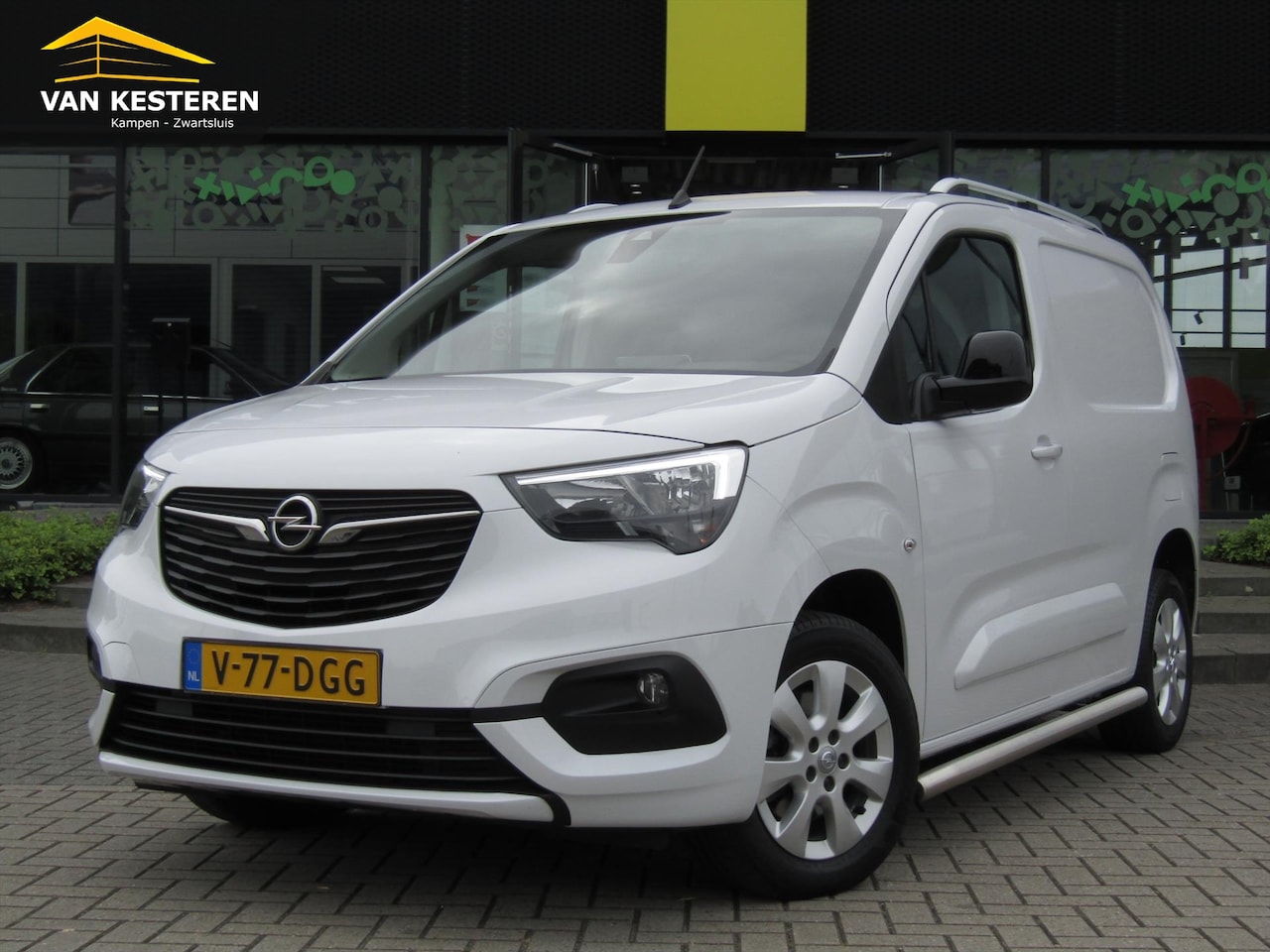 Opel Combo - Cargo GB 1.5 Diesel 131pk L1H1 Aut Edition / Trekhaak / Navigatie / Camera / Stoelverwarmi - AutoWereld.nl