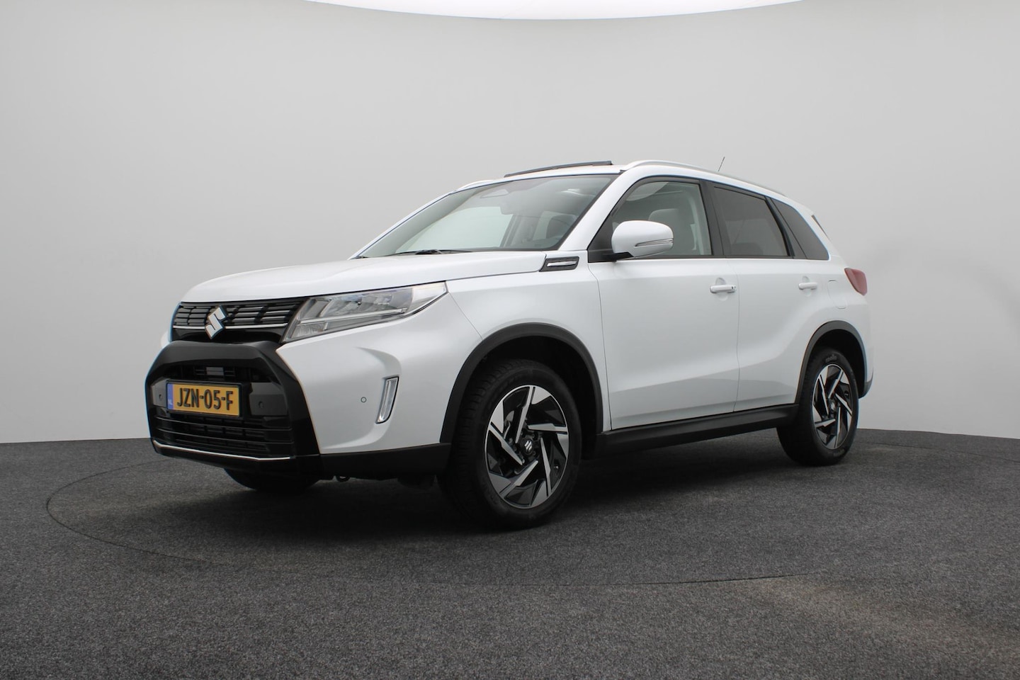 Suzuki Vitara - 1.4 Boosterjet Style Smart Hybrid | Panoramadak | | Keyless | Stoelverwarming | - AutoWereld.nl