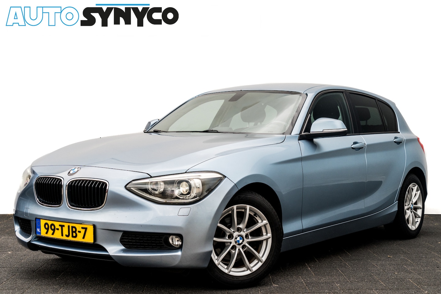 BMW 1-serie - 116i Business | Airco | Xenon | Professional radio | 16 inch LMV - AutoWereld.nl