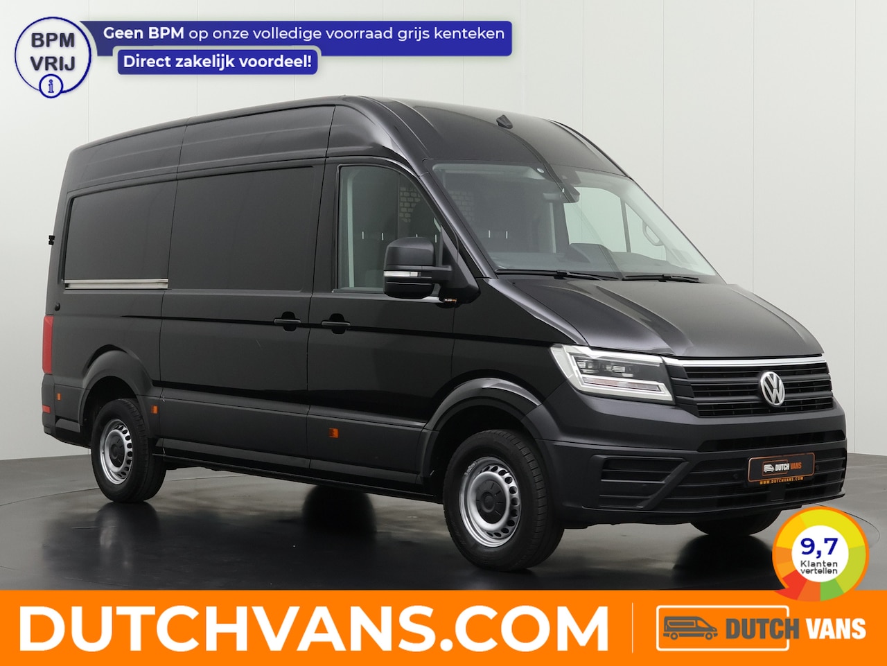 Volkswagen Crafter - 2.0TDi 177PK Automaat L3H3 Highline | Led | Standverwarming | Multimedia | Trekhaak | Airc - AutoWereld.nl