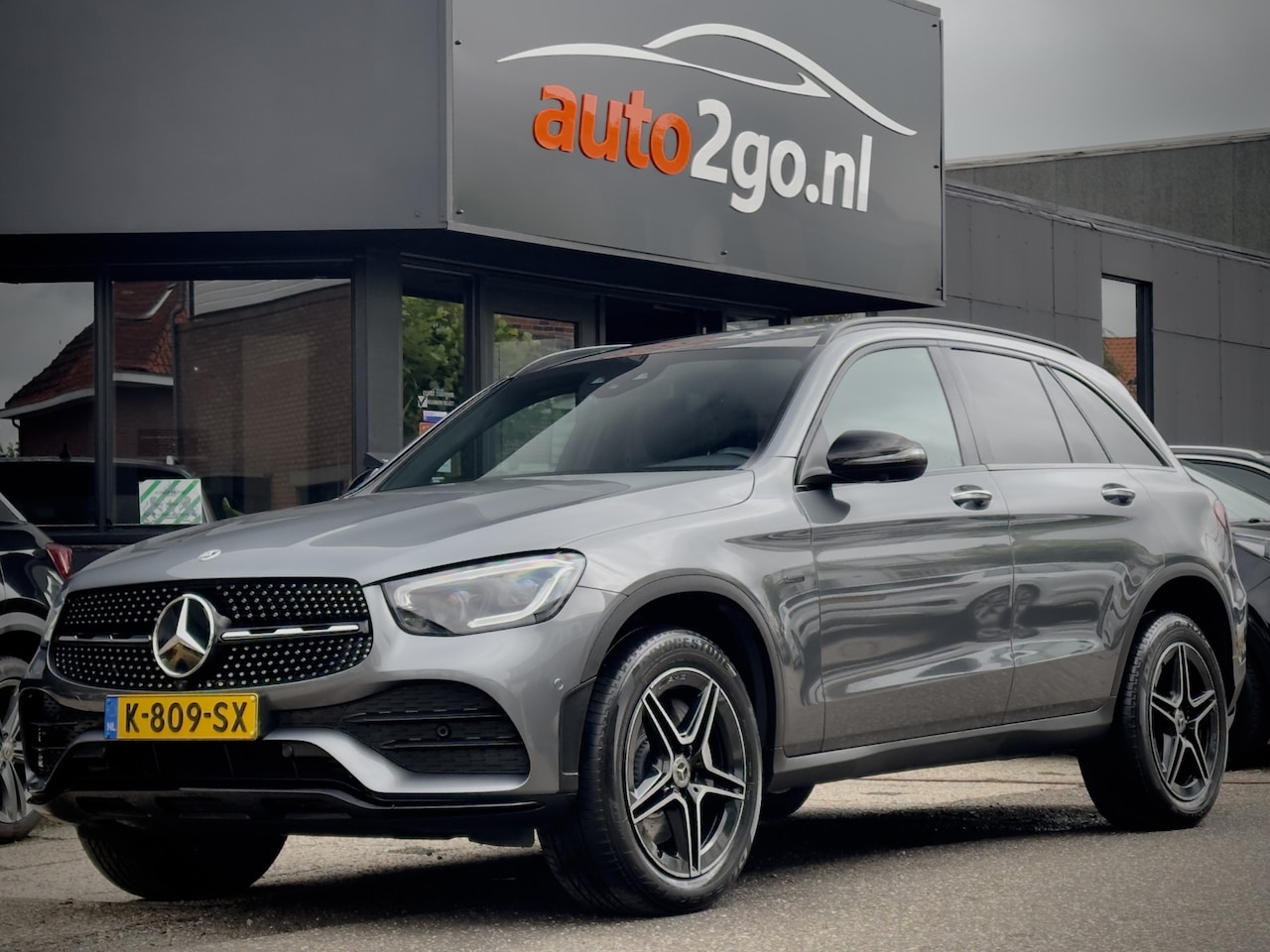 Mercedes-Benz GLC-klasse - 300e AUT9 4MATIC AMG-STYLING PANODAK LEDER NAVI CAMERA DIGI-DASH LED LMV PDC - AutoWereld.nl