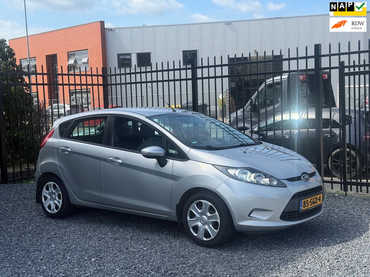Ford Fiesta - 1.25 Trend AIRCO!NIEUWE DRIEM!5DEURS!GOEDE STAAT! - AutoWereld.nl