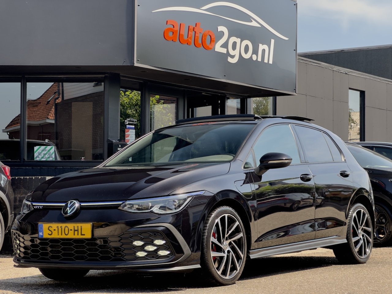 Volkswagen Golf - 1.4 eHybride GTE PANODAK LEDER NAVI CAMERA DIGI-DASH APPLE-CARPLAY - AutoWereld.nl