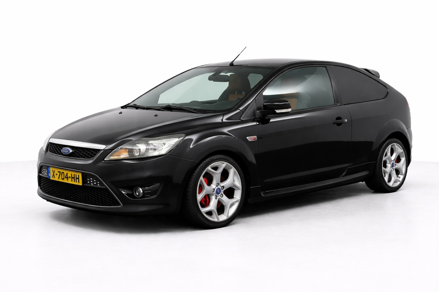Ford Focus - 2.5 ST 225PK Recardo NIEUWE APK! - AutoWereld.nl