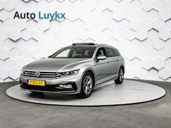 Volkswagen Passat Variant - 1.5 TSI R-Line Business + DSG Automaat | Panoramadak | Trekhaak | Elektrische Stoelen